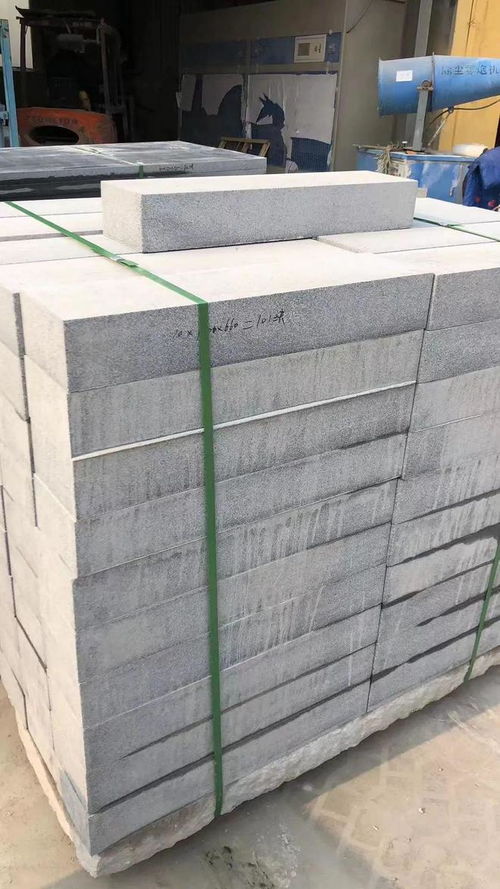芝麻黑石材 厂家专业加工外墙干挂与地铺石的工艺流程与优势